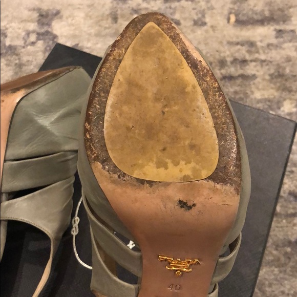 Authentic Prada peep toe leather sandals - Picture 4 of 5